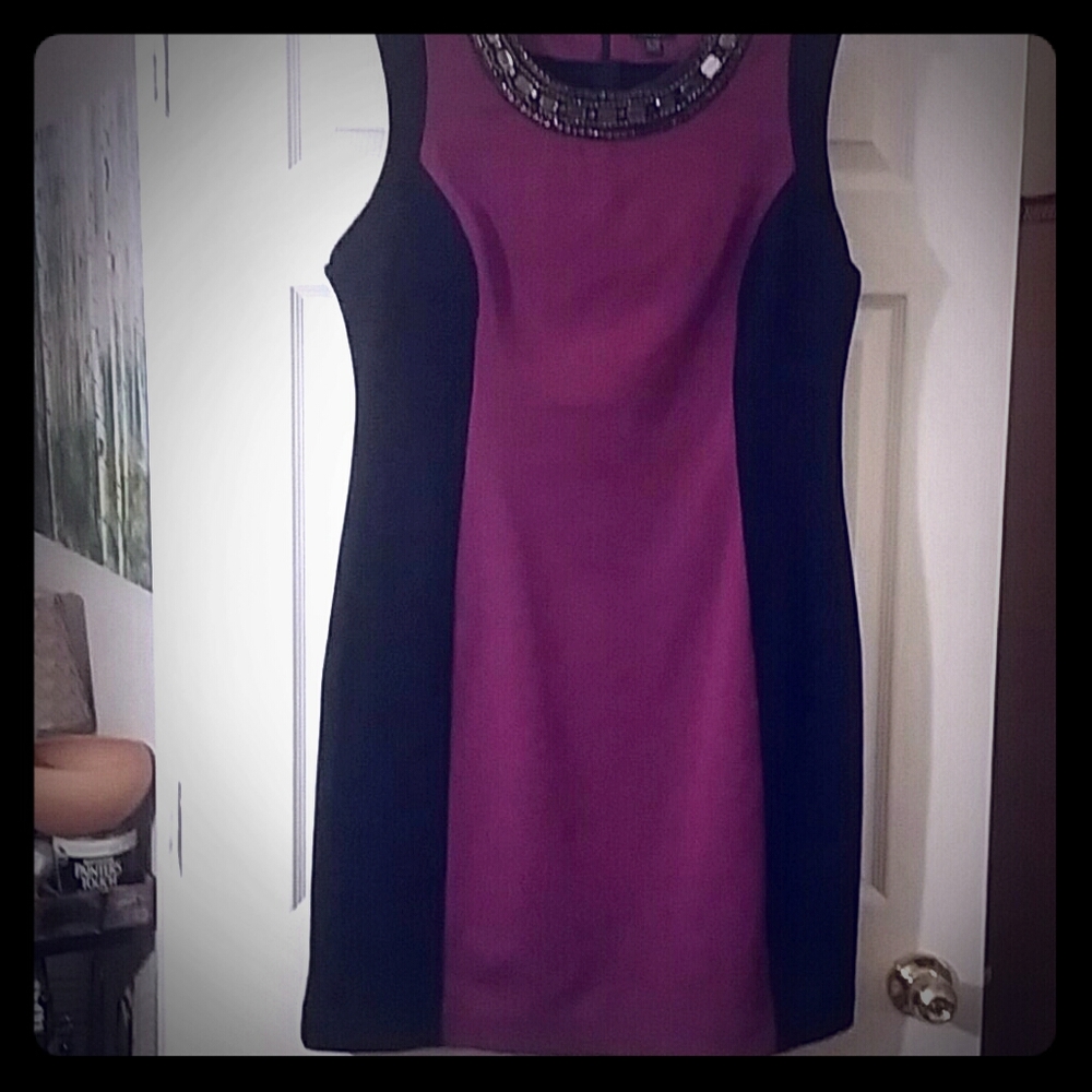 Nicole Miller Black | Purple Sleeveless Dress